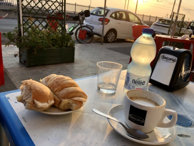 Frühstück nach 20km